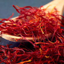 Fils purs de safran naturel et biologique de qualité supérieure à l'arôme doré et à la saveur riche - Product Image 3