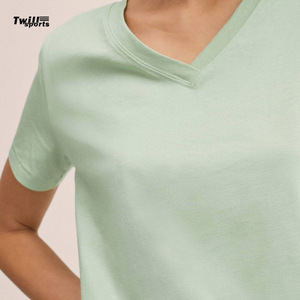 Camiseta Personalizada con Cuello en V para Mujer con Logotipo, 100% Algodón Canvas, Secado Rápido y Transpirable, Nueva Llegada - Product Image 5