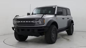 Ford Bronco Badlands 4 portes Advanced 4WD 2024 d'occasion en excellent état - Product Image 4