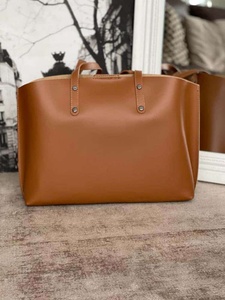ALW Sac fourre-tout en cuir véritable personnalisé pour femmes Sac à bandoulière élégant grande capacité Chaînes de broderie Fermeture à glissière ouverte Cordon de serrage pour le travail - Product Image 4