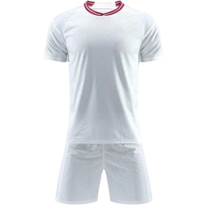 Chemises d'uniforme de football pour adultes en gros Chemises de football à manches courtes pour hommes avec impression personnalisée Ensembles de maillots de football respirants - Product Image 5