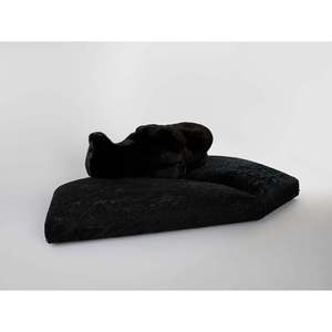 Sofá Chesterfield Negro Minimalista de Una Plaza, Diseño Convertible, Tapicería de Terciopelo y Cuero Genuino para Salas de Estar Contemporáneas - Product Image 3