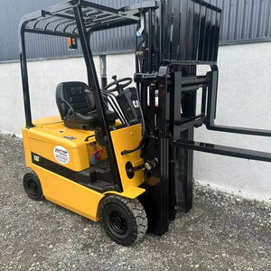 Chariot élévateur diesel Heli EP18, siège conducteur, nouveau moteur à essence, 4 roues motrices, capacité de charge de 1800 kg, garantie de 2 ans, entrepôt, fourche de 1070 mm - Product Image 1