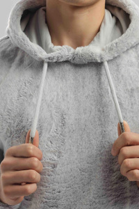 Sweat à capuche unisexe en polaire sherpa personnalisé, polaire moelleux, motif uni, pull-over, teinture unie, utilisation hivernale, poche avant spacieuse et décontractée - Product Image 3