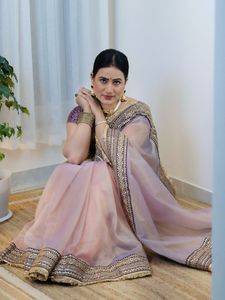 Dernier modèle de sari de haute qualité pour femmes, avec broderie et bordure en dentelle, fabriqué en Inde, en stock - Product Image 3