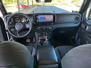 Jeep Wrangler Rubicon hybride 4xe 2024 - Product Image 4