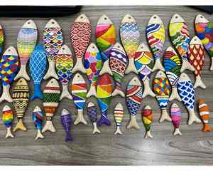 Tenture murale de poisson en bois de style rustique fabriquée au Vietnam poisson en bois pour la décoration dans les hôtels, les restaurants ou les magasins - Product Image 1