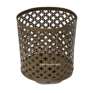 Classic Metal <b>Net</b> Candle Holder With Functional Design Suitable For Home Office Or Patio Lighting And Decorative Use Indoors - Product Image 2