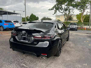 Camry XSE 2022 Usado, Volante a la Izquierda - Product Image 3