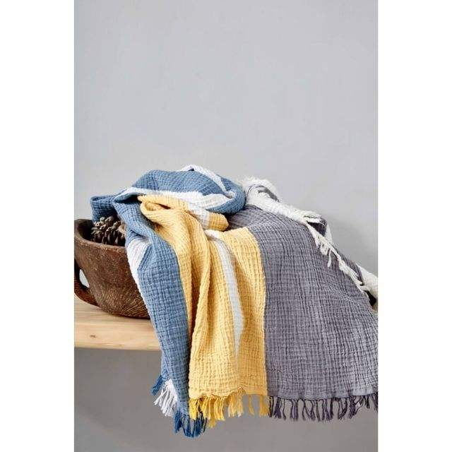 สีเหลืองสีเทาสีน้ำเงิน