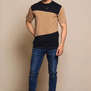 เสื้อยืดผู้ชายคุณภาพสูง 100% ผ้าฝ้าย ขายส่ง สตรีทแวร์ พิมพ์ลายตามสั่ง พร้อมโลโก้แบบกำหนดเอง ลายเรียบ - Product Image 3