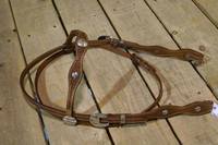 Ensemble de bridon et harnais western en cuir DD de haute qualité, fait main, avec têtière et collier de poitrine, logo gaufré, couleur personnalisée pour cheval