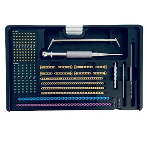 Vis de fixation autotaraudeuse en acier inoxydable de qualité supérieure, implant orthopédique chirurgical vétérinaire pour chiens - Product Image 1