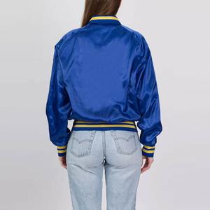 Chaqueta de bombardero de satén personalizada de alta calidad Chaqueta de poliéster de invierno para hombres y mujeres Chaqueta universitaria de satén de béisbol - Product Image 2