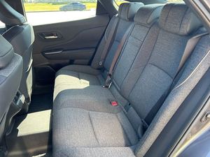 Toyota Crown XLE AWD Turbo Híbrido 2024 Gris, Automático, Usado, Techo Panorámico, Arranque Remoto, Asientos de Cuero, Paquete Tecnológico - Product Image 6