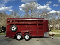 Remorque de transport standard pour bétail et chevaux, 3 niveaux, sur mesure, haute qualité, prix usine