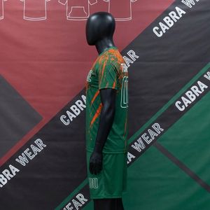 Conjunto de Uniforme de Fútbol Personalizado para Hombre y Mujer, Transpirable, de Secado Rápido, 100% Poliéster, Cuello Redondo, Manga Corta, Alta Calidad, al por Mayor - Product Image 3