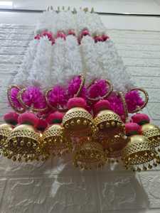 Guirlande de Jasmin Artificielle Décoration Murale Suspendue Avec Cloche Dorée en Métal Décoration Mariage Décoration de Noël Artisanat Indien - Product Image 2