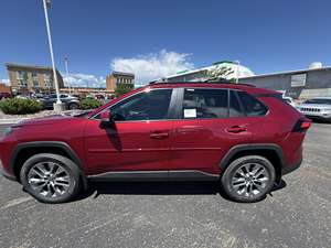 Toyota RAV4 XLE Premium Usado 2025 - Product Image 3