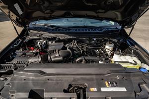 Ford F-250 Super Duty Lariat 4x4 2023, Gasolina, Bajo Kilometraje - Product Image 6
