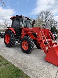 Tracteur agricole Kubota M70 4x4 avec mini-tracteur, 80 CV, 70 CV, 60 CV, tous les composants intact, actuellement disponible. - Product Image 2