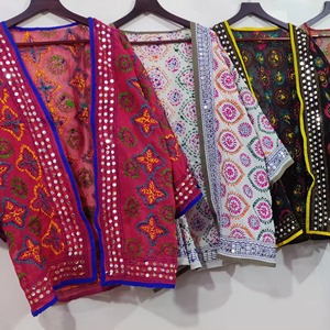 Chaqueta bordada Phulkari tradicional india de súper alta calidad-Chaqueta bordada hecha a mano India-Festival Kutch Banjara - Product Image 5