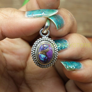 Colgante de Plata de Ley 925 con Cabujón Ovalado de Turquesa Cobre Púrpura Natural, Marco de Cuentas Hecho a Mano, Joyería Tribal Vintage Boho - Product Image 3