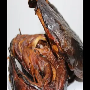 Kuru balık duman Pangasius füme kuru balık kuru deniz ürünleri doğal kurutulmuş pangacarton ambalaj kartonda