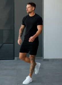 T-shirt d'entraînement sportif pour homme Vêtements de sport et de loisirs Coupe régulière Tissu tricoté respirant Fabriqué au Pakistan - Product Image 3