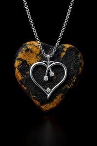 Collar de Plata de Ley 925 con Baño de Oro de 14K, Diseño de Corazón Abierto, con Diamantes CZ, Colgante Romántico y Elegante con Significado Cristiano, de Kanta Gems - Product Image 2