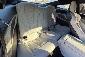 LISTO PARA ENVIAR - USADO, VOLANTE A LA IZQUIERDA |   CONDUCCIÓN DERECHA |   BMW M8 COMPETITION COUPE 2020, V8 BITURBO |   Tracción en las cuatro ruedas - Product Image 5