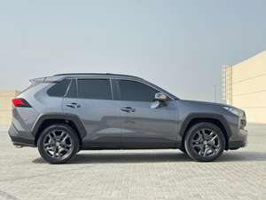 Nuevo/USADO Toyota RAV4 Limited 2024 con Cámara Trasera 360, Capacidad de Carga de 31-40T, Emisión Diésel/GAS, Automático - Product Image 2