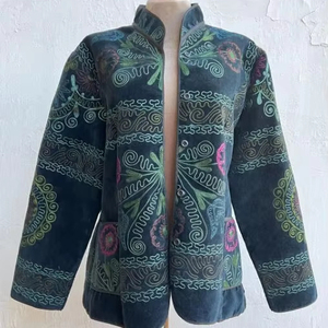 Nouvelle Arrivée : Veste Courte Unique de Haute Qualité et Écoresponsable avec Broderie Suzani – Idéale pour l'Hiver, Nouvelle Exportation, Style Décontracté - Product Image 1