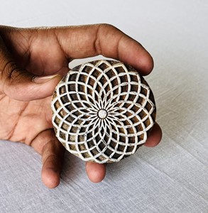 Bloque de Impresión de Madera con Diseño de Mandala Floral |   Impresión en Bloque India Tallada a Mano - Product Image 3