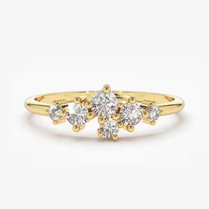 Bague en Moissanite Ronde de 1 Carat avec Grappe - Product Image 1