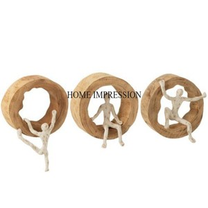 Anillos chapados en oro de alto grado con aspecto brillante, esculturas decorativas para el hogar y el hotel hechas de metal resistente de proveedor indio - Product Image 2