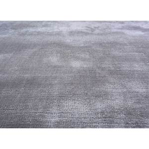 พรมทอมือสีเทาและสีดำ วัสดุวิสโคส สำหรับตกแต่งบ้าน ห้องรับประทานอาหาร ห้องนั่งเล่น หรือกลางแจ้ง รุ่น Car-HPV-7019 - Product Image 3