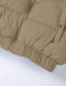 Venta al por mayor de estilo de la calle de las mujeres recortada Puffer chaqueta botón frontal cálido abrigo de invierno con tela de lona Servicio OEM disponible - Product Image 3