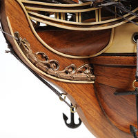 Vitrine nautique HMS Victory de taille moyenne, modèle de navire réplique en bois fait main, peint, avec support de collection, vente en gros