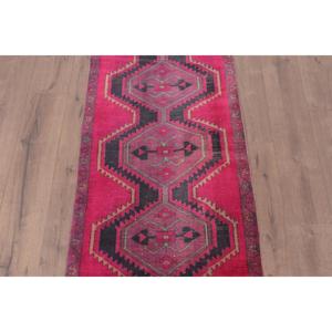 Alfombra Turca de 2.3x11.8 pies, Alfombra Vintage Tipo Runner, Alfombra de Lana con Diseño de Camuflaje Rojo y Negro - Product Image 4