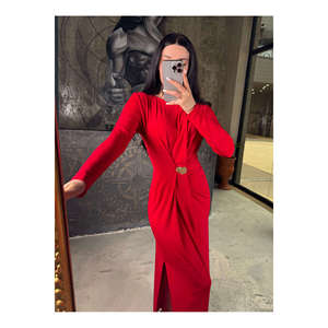 Abito da Sera Midi Marrone Taira con Spacco Laterale e Dettagli Arricciati con Fibbie - Product Image 2