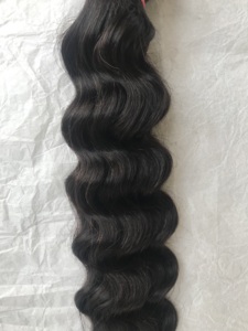 Venta al por mayor 100% de la cutícula DE LA Virgen alineados de alta calidad suelta de onda profunda de Malasia paquetes de cabello humano de cierre de la trama cruda sin procesar - Product Image 2