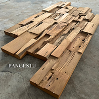 Panneau mural insonorisant géométrique moderne en teck massif recyclé, empilable, naturel et rustique pour l'intérieur d'appartements et d'hôtels