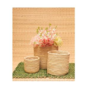 Cesta de hierba Sabai tejida a mano para decoración rústica del hogar y almacenamiento con diseño ecológico y tejido artesanal natural duradero - Product Image 5