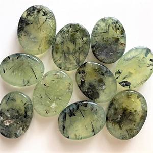Precio al por mayor Prehnite Thumb Worry Stone Cristal tallado natural Worry Stone Ágata Potente piedra preciosa curativa Worry Stone - Product Image 3
