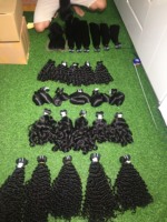 Mèches de cheveux humains Remy vierges bruts, texture Kinky Straight et Ondulation Naturelle, double trame machine, cuticules alignées, non traités, naturels