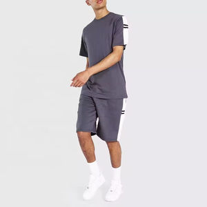 Conjunto deportivo de verano para hombre al por mayor, 2 piezas de talla grande, camiseta térmica transpirable de manga corta y pantalones cortos, estilo callejero - Product Image 4