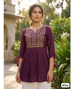 Túnica India Informal y de Uso Diario, Material de Rayón Pesado, Lista para Usar, con Bordado y Mangas con Diseño Elegante - Product Image 1