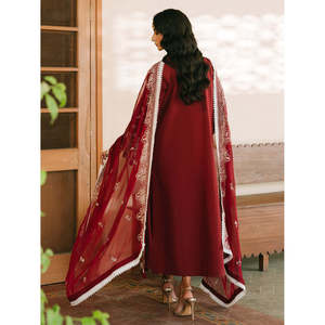 Conjunto Mahnur de 3 Piezas: Camisa de Chifón Bordada con Dupatta de Tela Khaddi y Pantalón para Primavera/Verano-BIC-4700 - Product Image 3