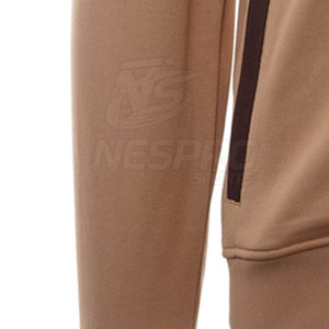 เสื้อแจ็คเก็ตวิ่งฤดูหนาวคุณภาพสูงสำหรับผู้ชาย คอตั้ง พร้อมโลโก้ด้านหน้า ดีไซน์สั่งทำพิเศษ เป็นมิตรต่อสิ่งแวดล้อม และแห้งเร็ว - Product Image 6